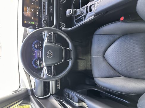 Used 2025 Toyota Grand Highlander AWD Hybrid image 38