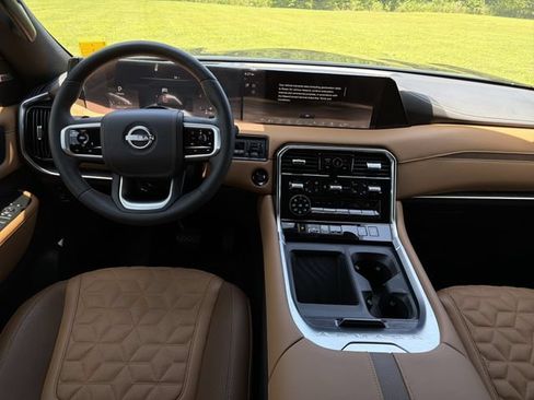 Certified 2025 Nissan Armada Platinum Reserve AWD/4WD image 27