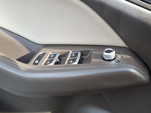 Used 2017 Audi Q5 2.0T Premium image 24