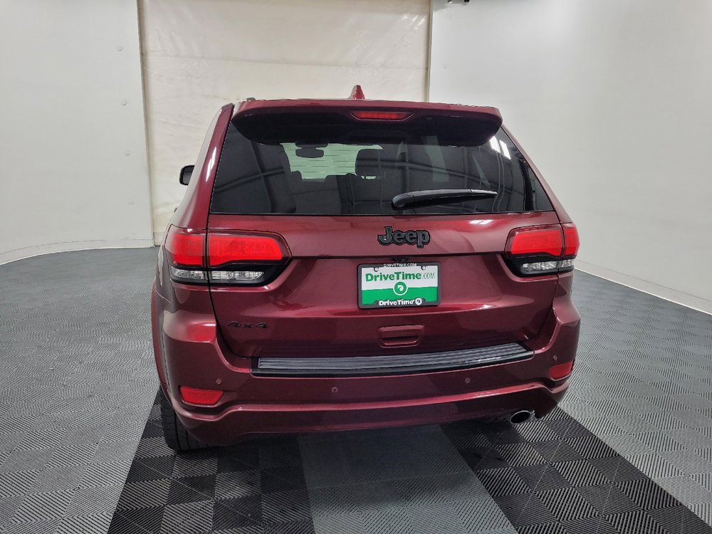 Used 2018 Jeep Grand Cherokee Altitude AWD/4WD image 6