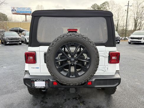 Used 2021 Jeep Wrangler Unlimited Sahara w/ Safety Group image 6