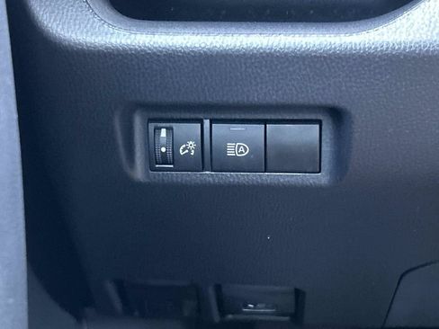 Used 2024 Toyota RAV4 XLE FWD image 26