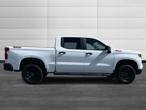 Used 2024 Chevrolet Silverado 1500 LT Trail Boss w/ Protection Package AWD/4WD image 2