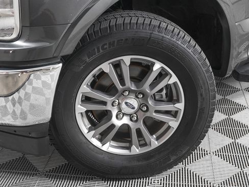 Used 2019 Ford F150 Lariat AWD/4WD image 28