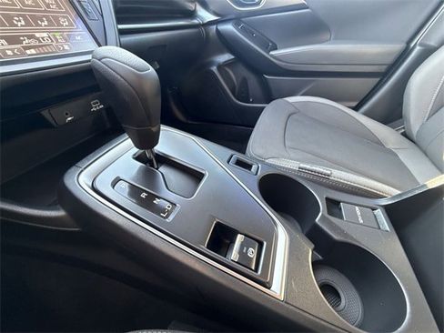 Certified 2025 Subaru Impreza 2.0i image 19