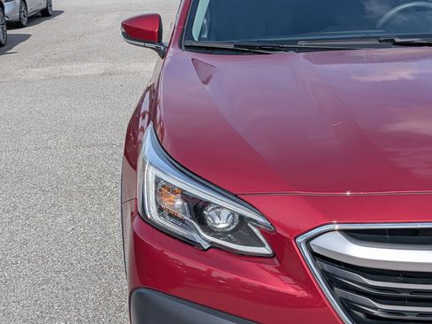 Used 2021 Subaru Outback Limited XT w/ Popular Package #2 AWD/4WD image 10