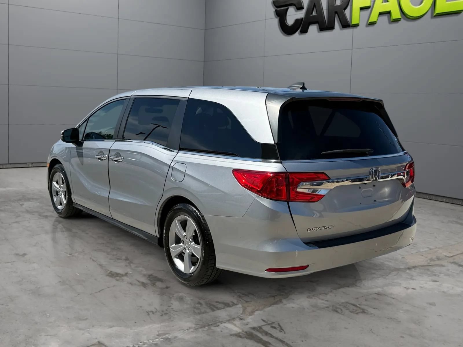 Used 2018 Honda Odyssey EX-L image 8