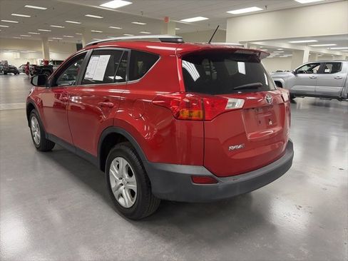 Used 2014 Toyota RAV4 LE image 5