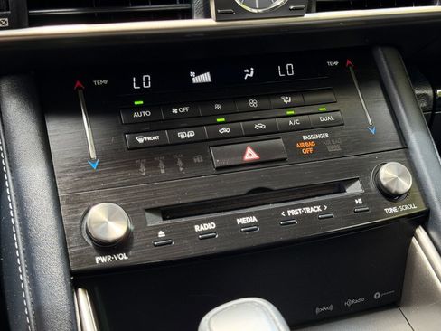 Used 2018 Lexus IS 300 w/ Accessory Package RWD image 21
