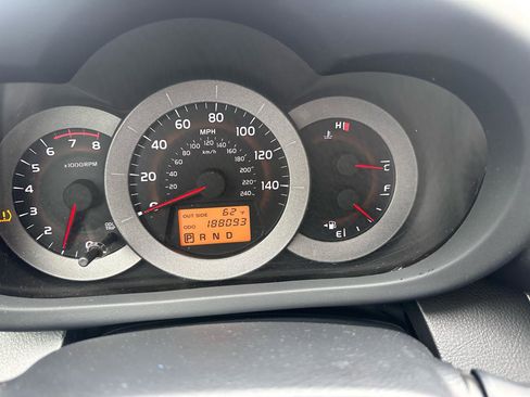 Used 2006 Toyota RAV4 Sport image 18