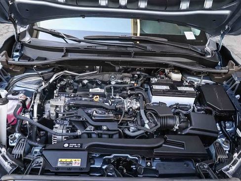 Used 2024 Toyota Corolla Cross LE w/ Moonroof Package image 30