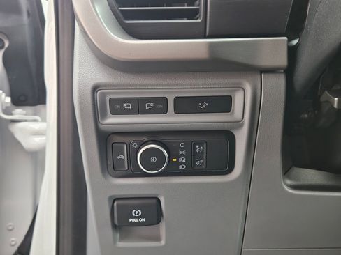 Used 2024 Ford F150 XLT w/ Equipment Group 302A MID AWD/4WD image 20