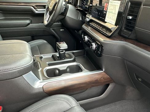 Certified 2023 GMC Sierra 1500 SLT w/ SLT Premium Package image 16