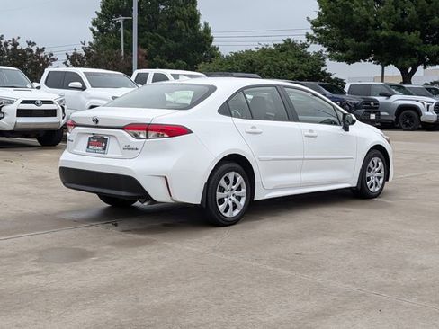 Used 2024 Toyota Corolla LE FWD image 6