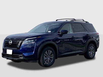 New 2025 Nissan Pathfinder SV