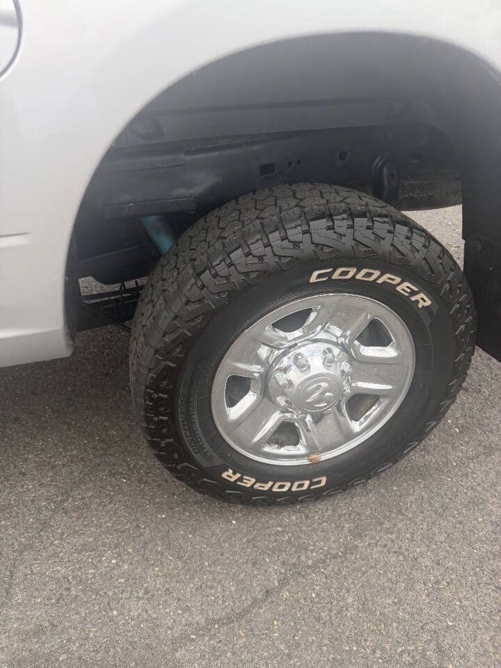 Used 2018 RAM 2500 Tradesman w/ Chrome Appearance Group AWD/4WD image 23