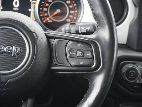 Used 2021 Jeep Wrangler Unlimited Islander image 18