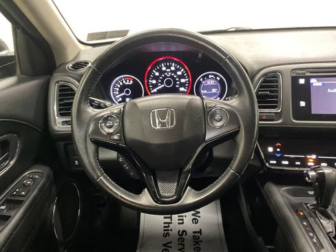 Used 2018 Honda HR-V EX-L image 22