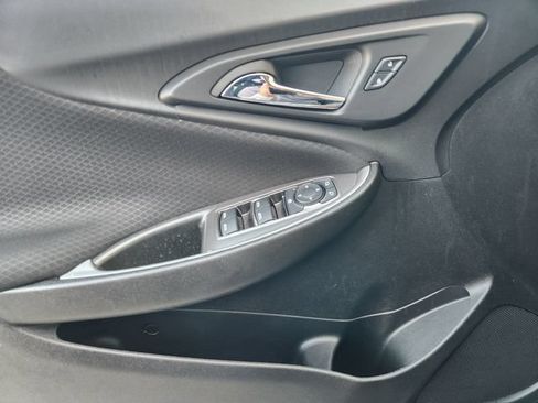 Used 2025 Chevrolet Malibu RS FWD image 26
