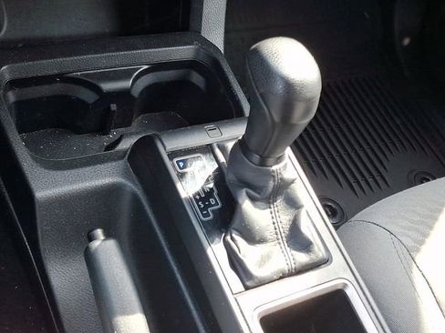 Used 2023 Toyota Tacoma SR AWD/4WD image 14