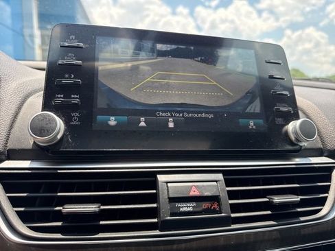 Used 2019 Honda Accord EX image 15