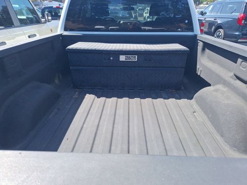 Used 2019 Chevrolet Silverado 1500 LT w/ All Star Edition RWD image 9