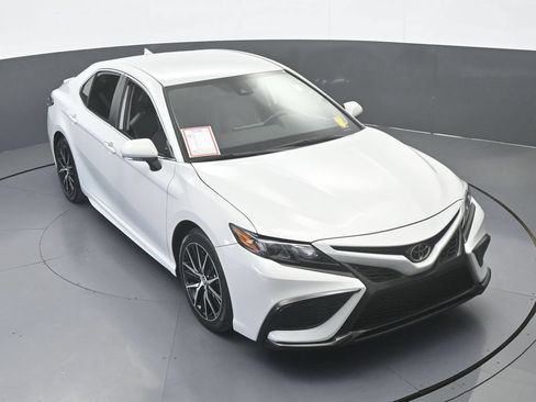 Used 2023 Toyota Camry SE FWD image 53