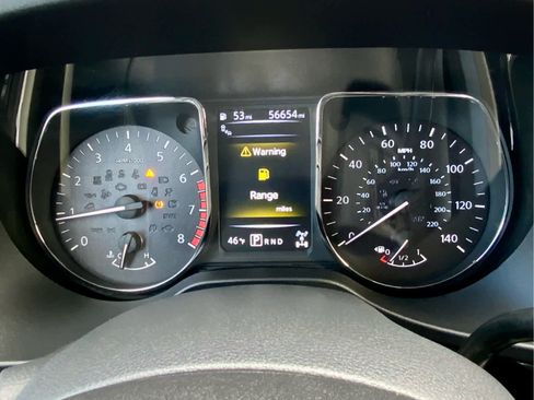 Used 2018 Nissan Titan PRO-4X image 43