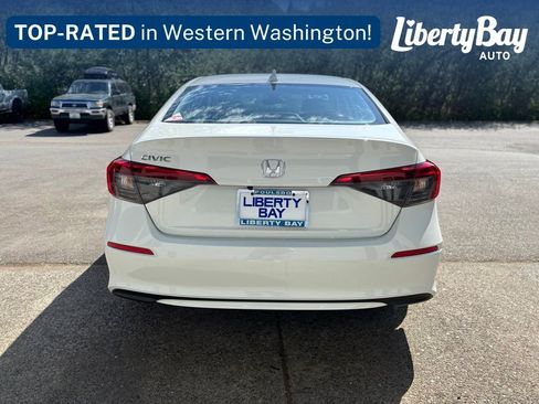 Used 2023 Honda Civic EX image 5