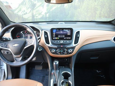 Used 2019 Chevrolet Equinox Premier AWD/4WD image 18