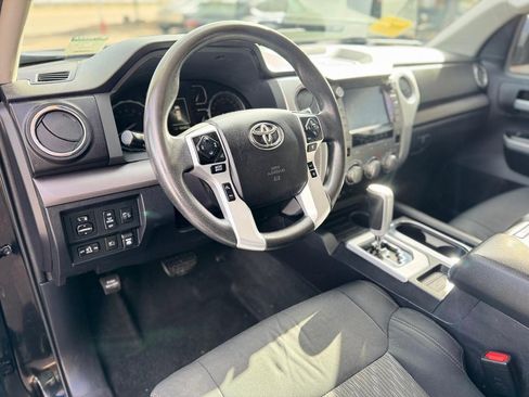 Used 2021 Toyota Tundra SR5 w/ Trail Edition image 13