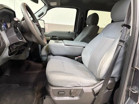 Used 2015 Ford F250 XLT w/ XLT Value Package image 14