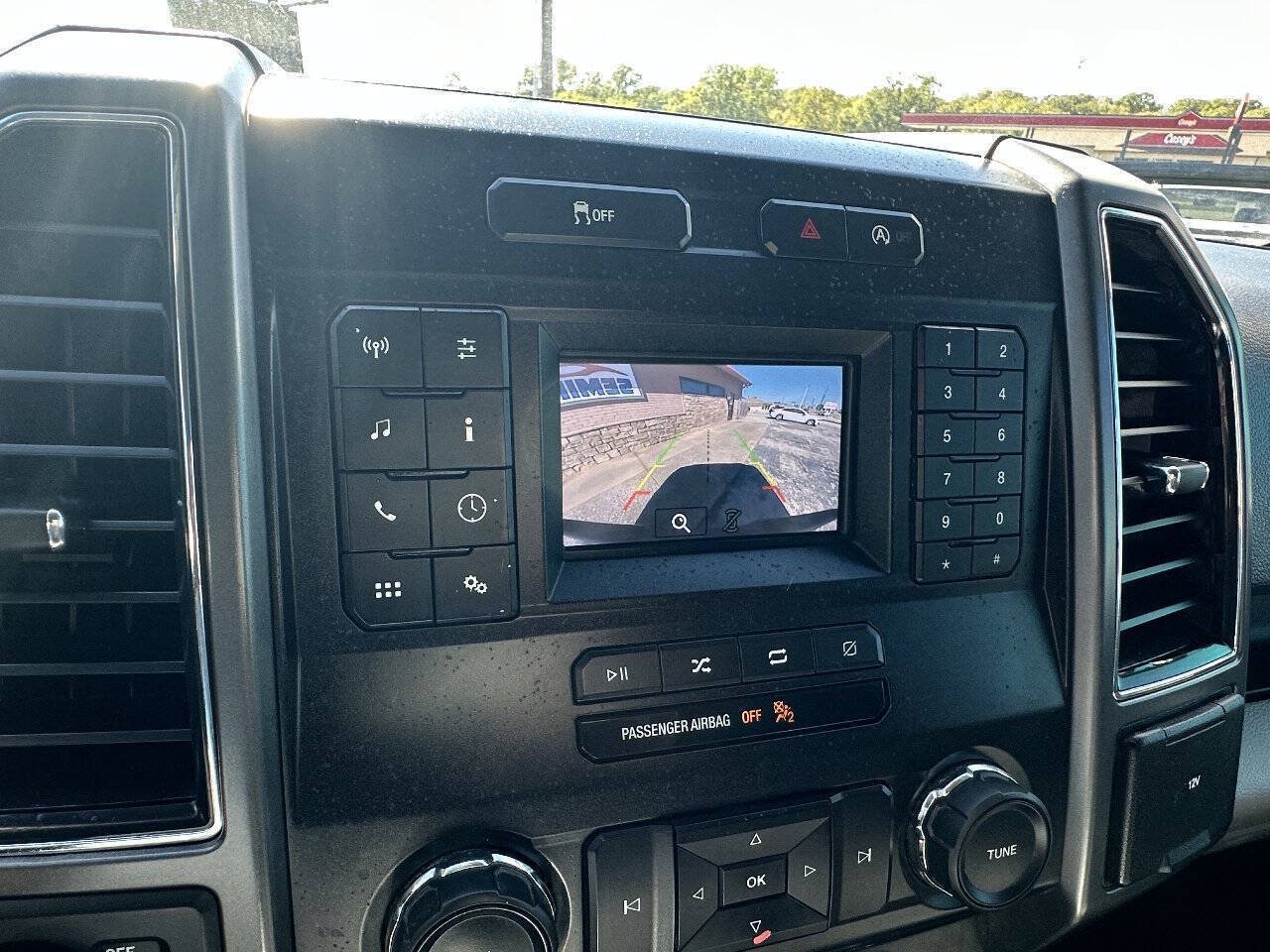 Used 2018 Ford F150 XLT RWD image 12