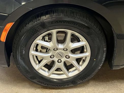 Used 2023 Chrysler Pacifica Touring-L FWD image 25
