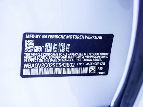 Used 2025 BMW 840i w/ Driving Assistance Package RWD image 46