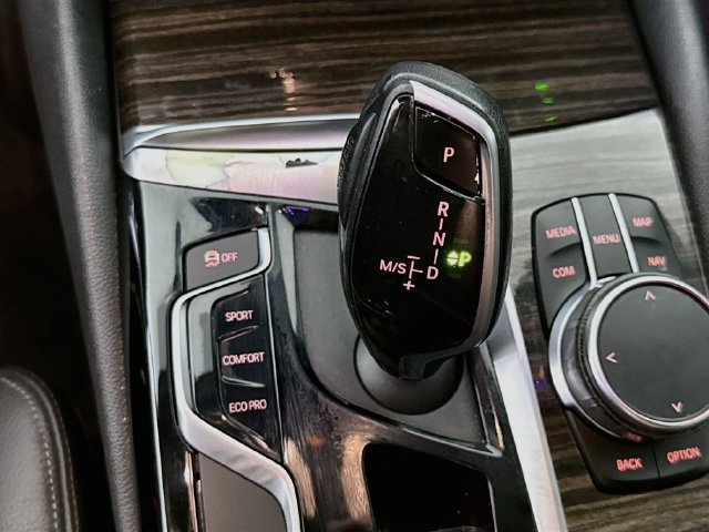 Used 2019 BMW 530i xDrive AWD/4WD image 19