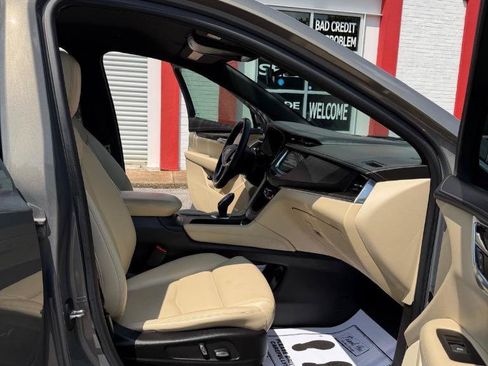 Used 2017 Cadillac XT5 FWD image 23