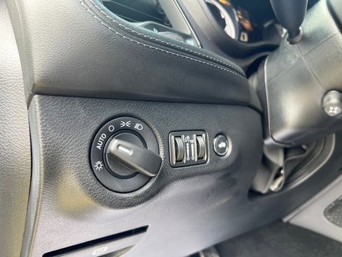 Used 2021 Dodge Challenger R/T Scat Pack image 9