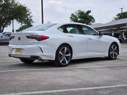 Used 2025 Acura TLX w/ Technology Package FWD image 4