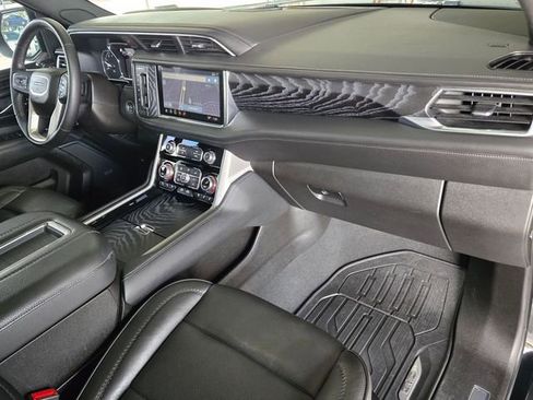 Used 2021 GMC Yukon Denali w/ Denali Ultimate Package image 29