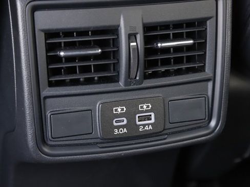 Used 2025 Subaru Forester Premium w/ Convenience Package #1 image 18