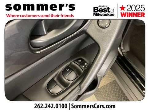 Used 2020 Nissan Rogue S AWD/4WD image 11