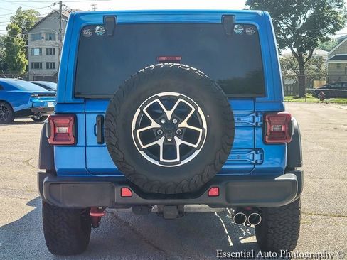 Used 2024 Jeep Wrangler Unlimited Rubicon w/ Technology Group AWD/4WD image 6