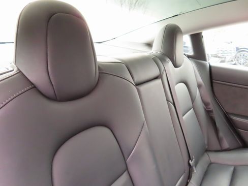 Used 2020 Tesla Model 3 Long Range image 29