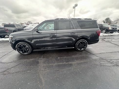 Used 2022 Ford Expedition Max Limited image 2