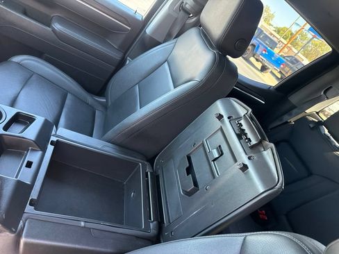 Used 2025 GMC Sierra 1500 SLT AWD/4WD image 26