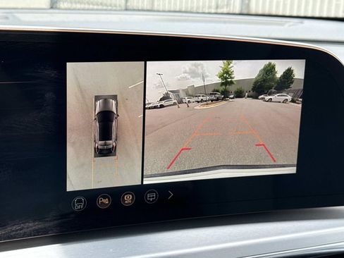 New 2026 Cadillac Lyriq Sport w/ LPO, Floor Liner Package AWD/4WD image 12