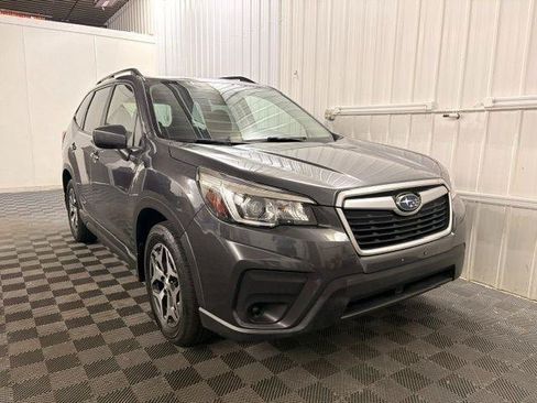 Used 2020 Subaru Forester Premium AWD/4WD image 21