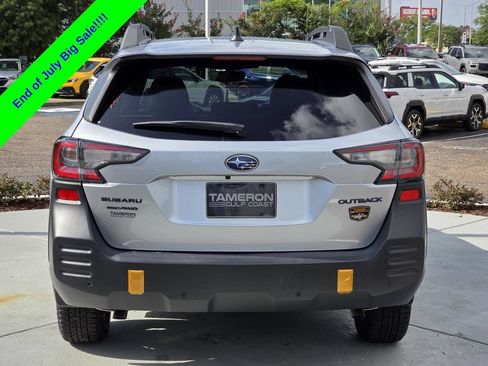 Used 2025 Subaru Outback Wilderness AWD/4WD image 3