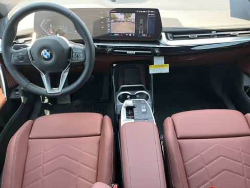New 2026 BMW X1 xDrive28i w/ Convenience Package AWD/4WD image 3